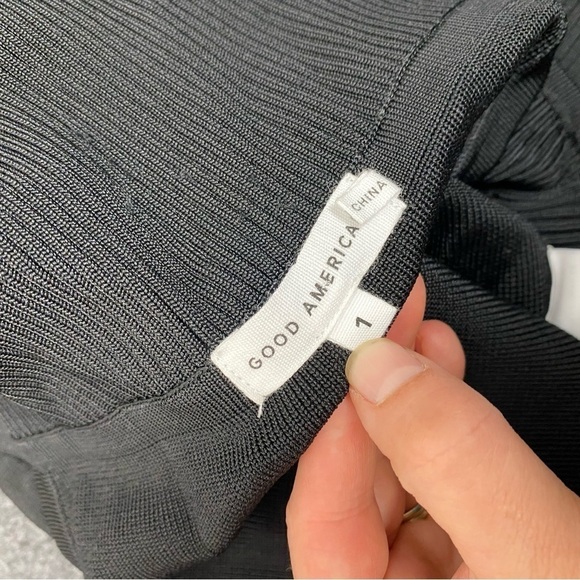 Good American Fold Over Rib Crop Top Black Small Size 1 - Picture 6 of 10